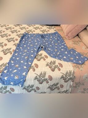 Old Navy Blue Women’s Pajama Pants with Polar Bear Print